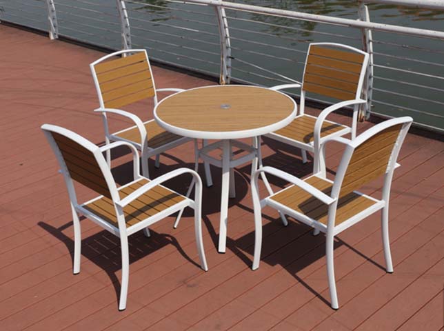 5-Piece Round Outdoor Patio Dining Set