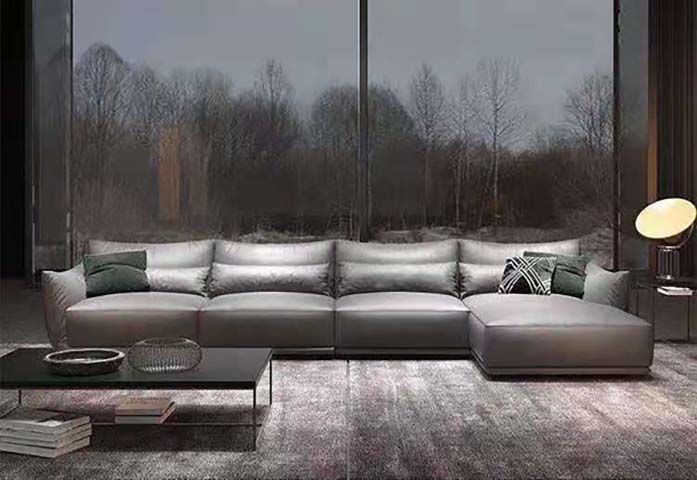 Modern Low-Profile Light Gray L-Shaped Sectional Sofa with Right Chaise