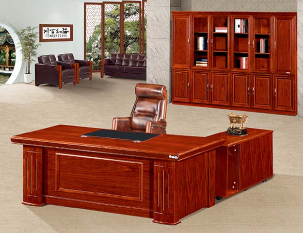 Traditional Red-Brown L-Shaped Executive Desk with Inset Leather Writing Pad