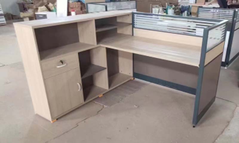 L-Shaped Office Reception Desk with Integrated Storage and Frosted Slat Privacy Screen