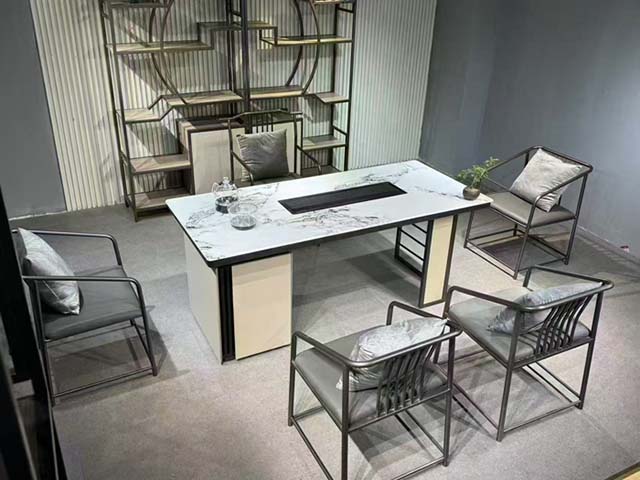 Modern Gongfu Tea Desk with Embedded Drain Tray and Matching Metal Frame Armchairs