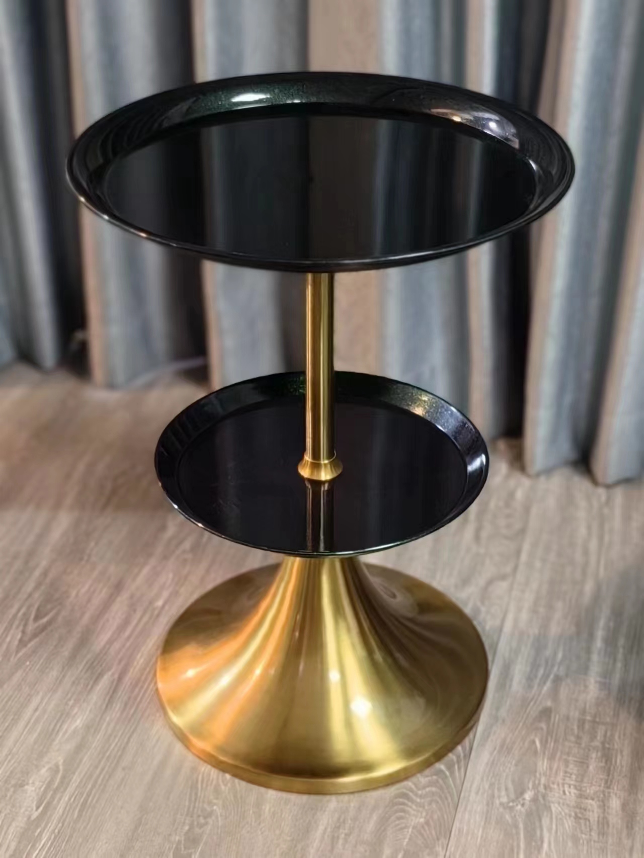 Two-Tier Round Pedestal Side Table