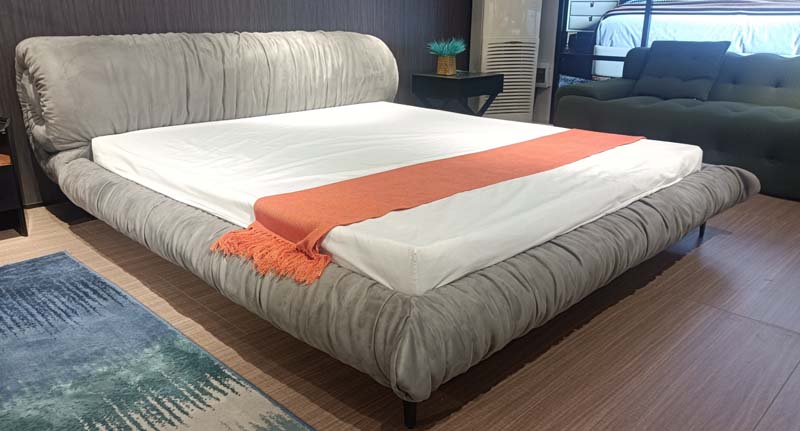 Grey Channel-Tufted Upholstered Platform Bed with Pillow Headboard