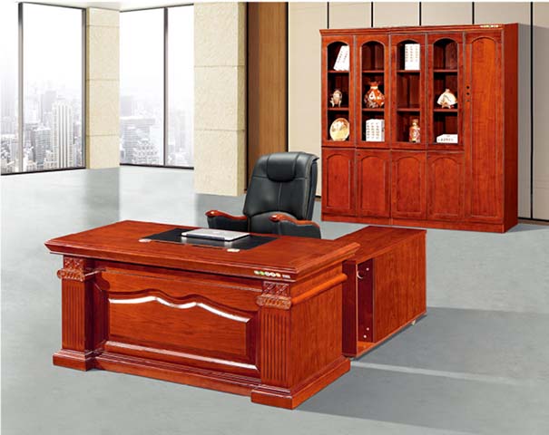Traditional Carved Reddish Brown L-Shaped Executive Office Desk