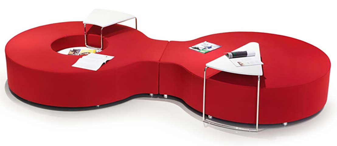 Modular 8-Shaped Collaborative Lounge Seating with Integrated Side Tables