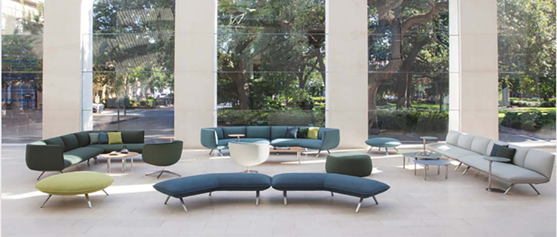 Modular Commercial Lobby Curved Lounge Seating Cluster with Metal Legs