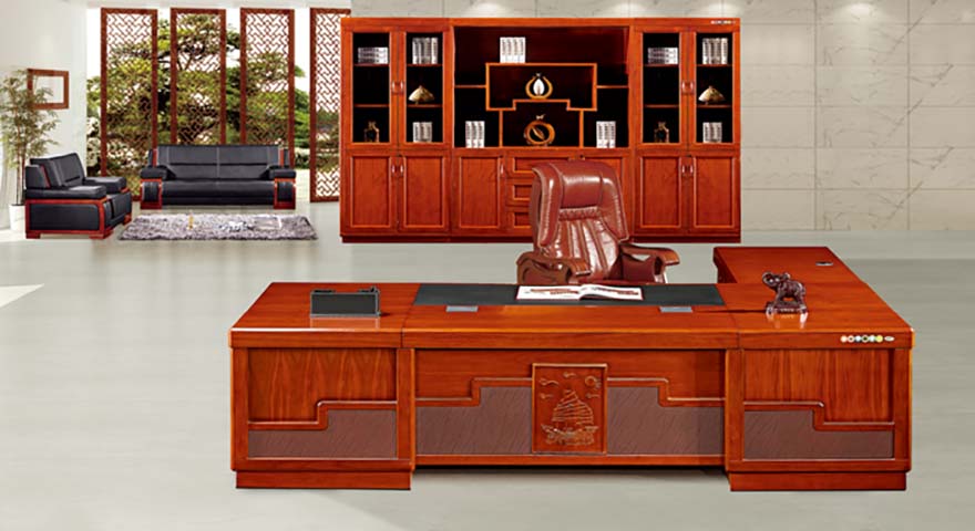 Traditional Lacquered Wood Executive Desk with Right Return and Hutch Bookcase