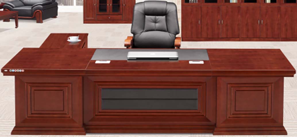 Traditional Red-Brown Mahogany L-Shaped Executive Desk with Central Writing Pad