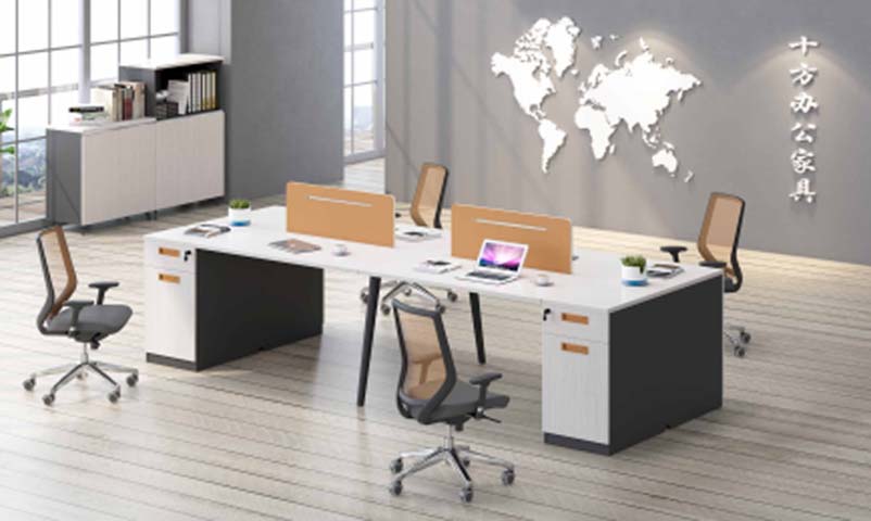 4-Person Face-to-Face Modular Office Workstation with Pedestals