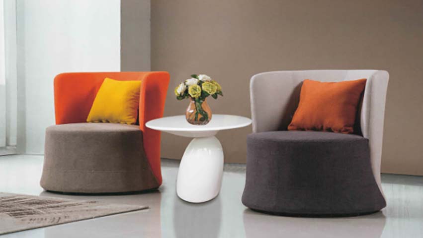 3-Piece Two-Tone Swivel Barrel Lounge Chair Set with Sculptural Pedestal Side Table