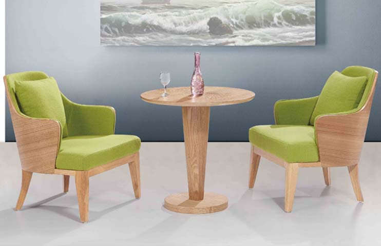 Light Oak Round Pedestal Lounge Side Bistro Table