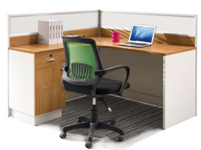 Single-Person L-Shaped Panel Workstation with Mobile Task Chair
