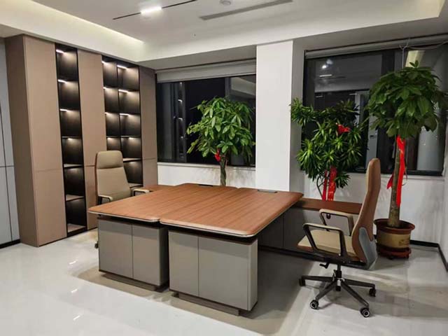 L-Shaped Executive Office Desk with Integrated Pedestals