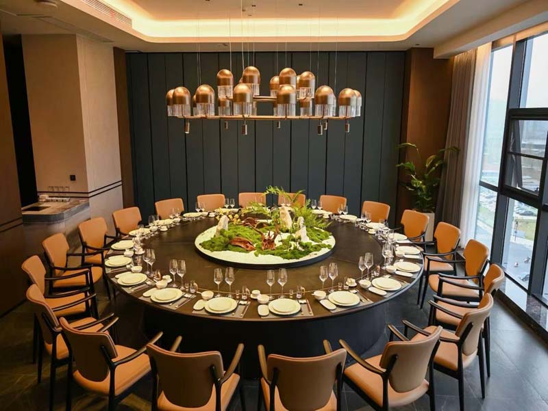 20-Seat Round Banquet Dining Table with Upholstered Armchairs