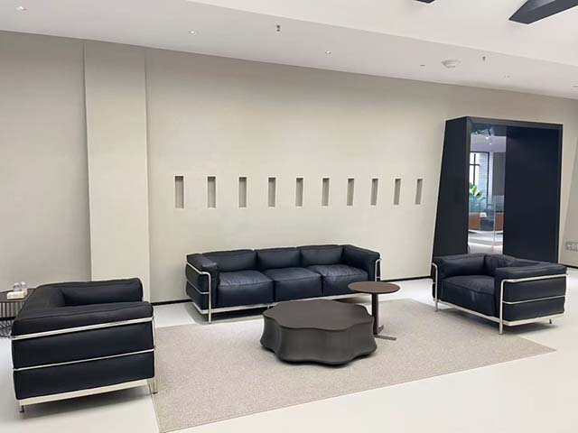 Black Leather Three-Seat Lounge Sofa with Chrome Tube Frame